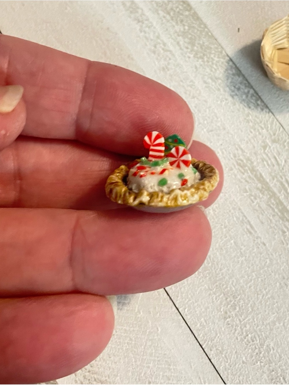 1:12 Scale Dollhouse Accessories Handmade Holiday Miniature Peppermint Dessert